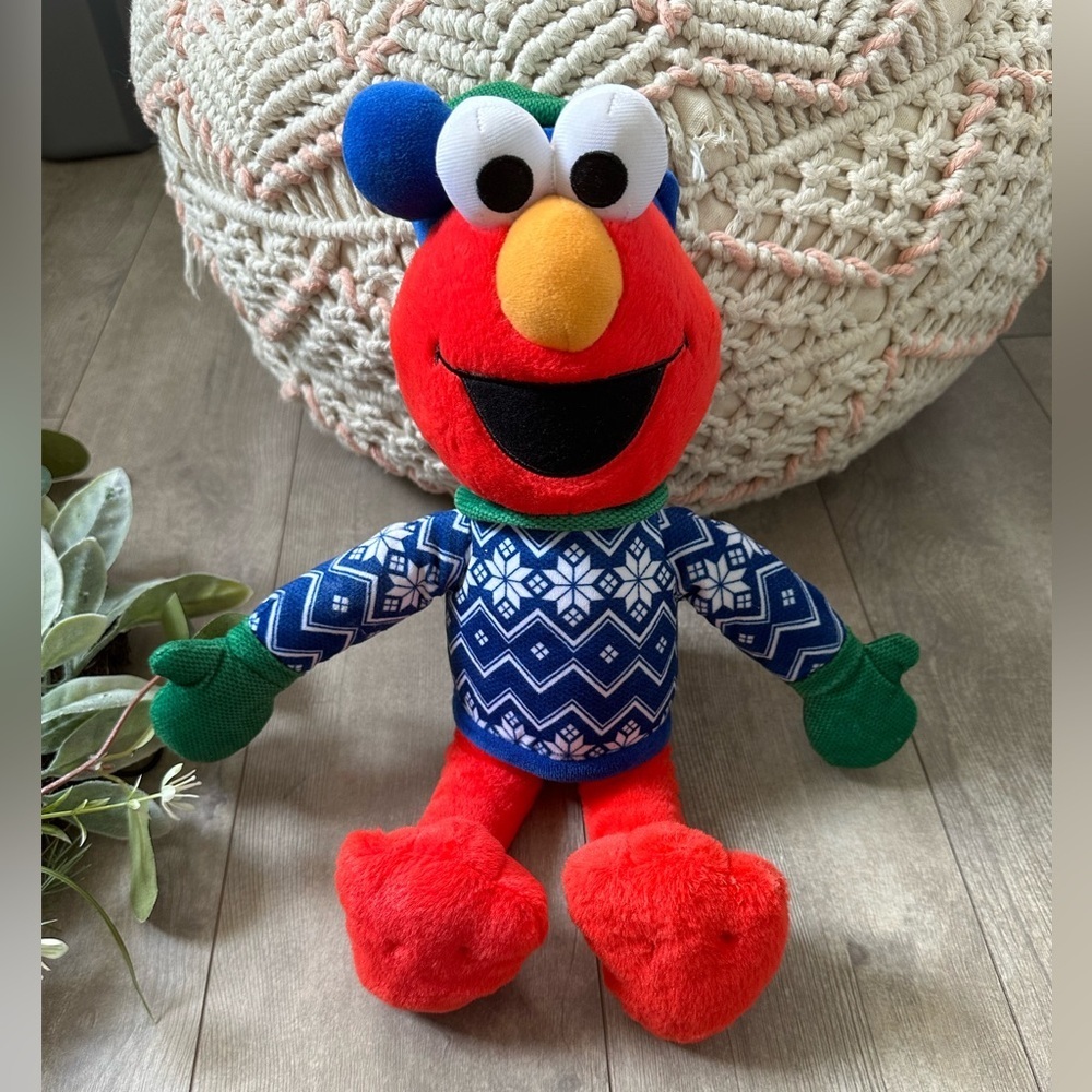 Sesame Street Winter Elmo Large Plush Stuffed Animal Children’s Stuffed Toy